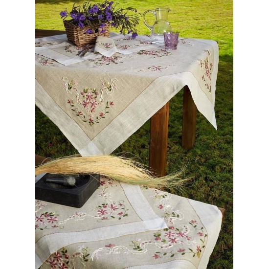 Τραπεζοκαρέ 8124 Α Rococo Με Κέντημα Linen White Egg (140x140) 1Τεμ Τραπεζοκαρέ 8124 Α Rococo Με Κέντημα Linen White Egg (140x140) 1Τεμ