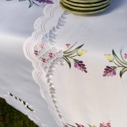 Τραπεζομάντηλο Ροτόντα 1532 Με Κέντημα Polycotton White Egg (180Φ) 1Τεμ