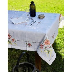 Τραπεζομάντηλο 2536 Με Κέντημα Polylinen White Egg (180x180) 1Τεμ